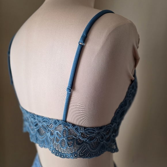 Colsie Dusty Teal Green Lace Bralette Size Large EUC - Picture 5 of 7